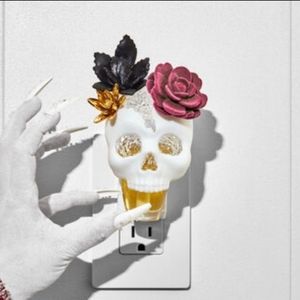Bath and body works Skull wallflower